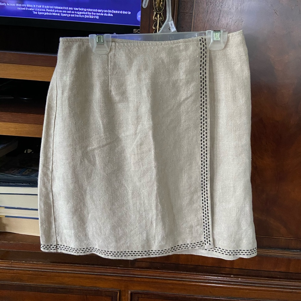 Ann Taylor linen miniskirt size 4